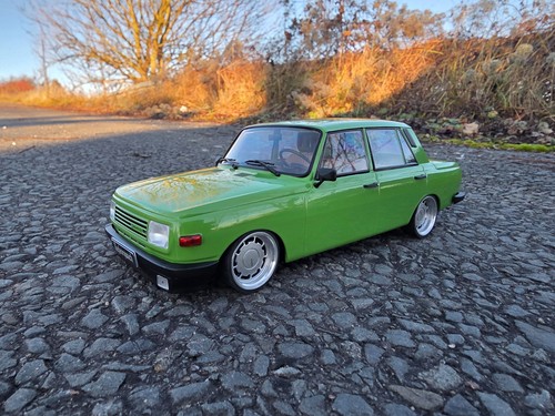 Wartburg 353 tiefer - 1:18,