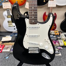 Squier by Fender Vintage modifizierte E-Gitarre gebraucht mit geringen Gebrau...