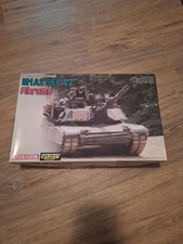 Dragon 3556 1:35 M1A2 SEP V2 Abrams angefangen