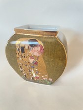 Goebel Gustav Klimt The Kiss