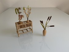 Alte schöne Blumenbank, Blumenständer, Rattan , 3 Blumentöpfe, Puppenstube