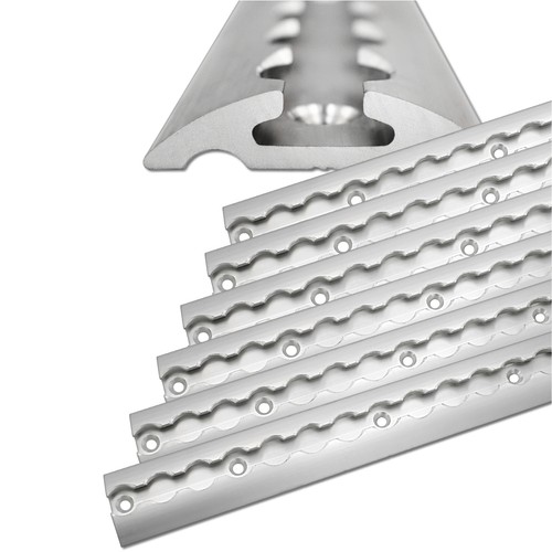 Airlineschiene halbrund silber
