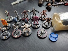12x HEROCLIX DC QUESTION