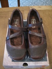 Skechers Shape-Ups - Brown -