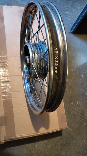 Original felge aus edelstahl - original-felge,