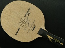 Donic - Ovtcharov No 1 OFF 5+2 Acryl-Carbon FL (konkav) 88,4g