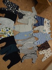 Babysachen Strampler