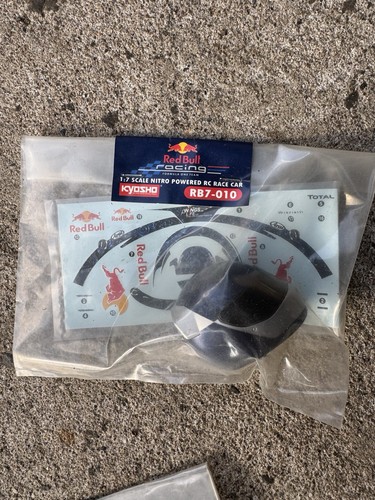 Kyosho red bull racing - red,