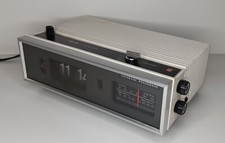 Panasonic RC - 702B Radio