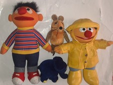 Plüsch ERNIE und ERNIE mit