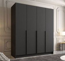 Eleganter Kleiderschrank Zwobe