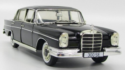 Mercedes 300se black 1965 - black,