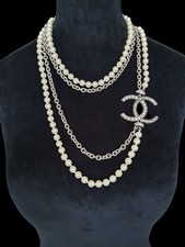 Chanel Exstra Lang Perlenkette 24B CC Silber Métiers d'Art 23/24 Kollektion 