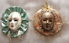 ***Zwei Venezianische Masken aus Keramik***