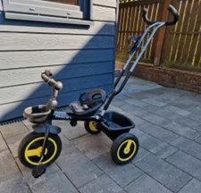 Dreirad mit Schiebestange/