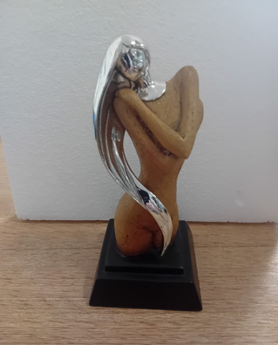 Gilde skulptur moderne - gilde,