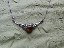 Kleiner Anhänger mit