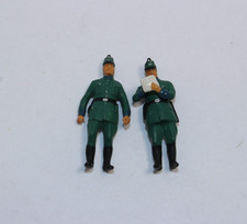 hf1490, Alte Preiser/MERTEN 2 tlg. interessante Polizei Figuren in grün TOP H0