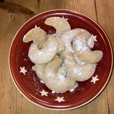 800 g Vanillekipferl mit