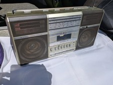 ITT Touring 220 / Stereo