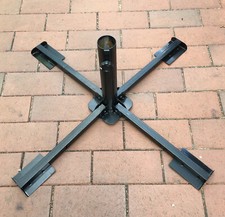 Sonnenschirmfuß zum klappen für Gehwegplatten 