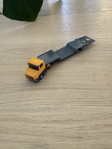Lkw transporter auto - lkw,