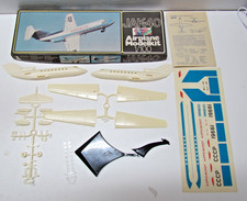 1:100 VEB Plasticart  Modellbaukasten DDR - JAK - 40 Komplett  ungebaut  (S12)