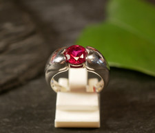 Hübscher 925 Sterling Silber Ring Spannring Optik Roter Facettierter Besatz