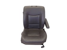 Sitz vorne rechts Leder grau