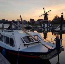 Doerak 700, Motorboot 