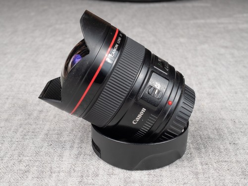 Canon 8 l ii usm - 14, f/2.8