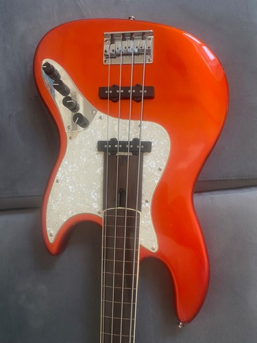Sire marcus miller - marcus,