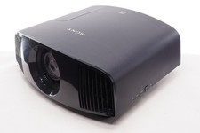 SONY VPL-VW245 SXRD Projector