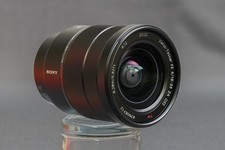 Sony Zeiss Vario-Tessar® T*