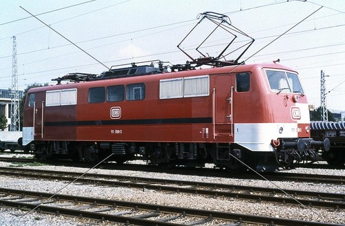 Elektro lok dia 111 068 - 111, ·