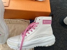 Louis Vuitton Sneakers