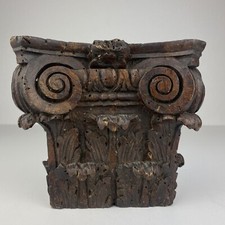 Alte Wandkonsole Korinthische