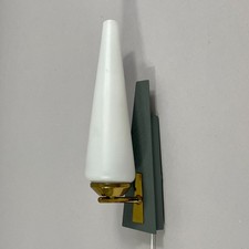 Wandlampe Tütenlampe 1950er, Messing Schrumpflack Opalglas, Mid-Century
