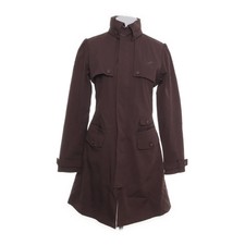 Garden Girl, Trenchcoat