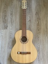 Pro Natura Silver Series „Maple“ 4/4 Konzertgitarre - massive Fichtendecke