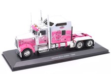 Freightliner Kenworth W900