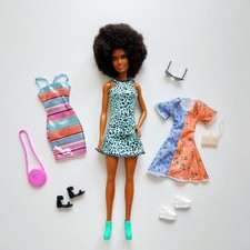 Barbie Puppe Fashionistas mit