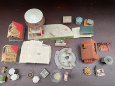 Faller HO Häuser 23 Teile Hütten Klo etc AMS Rennbahn Cafe   Rückbau