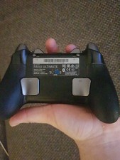 Playstation 4 (1TB) + Razer Raiju Ultimate Controller