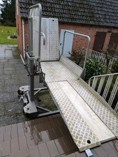 MOBILE ROLLSTUHLLIFT für TREPPE TREPPENLIFT HUBLIFT PLATTFORMLIFT HEBELIFT LIFT
