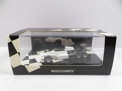 Minichamps 436760699 - 1:43,