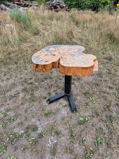 Tisch mit Baumscheibe ist 79 cm hoch Tischplatte 76cm x 60cm x 10cm Stahlunterg.