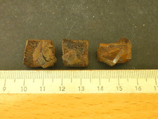 Nr. R-263* - Madagaskar-Ampanihy - 3x Staurolith / 05-10