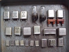 *ELEKTRONIK BAUTEILE*QUARTZ