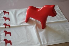 IKEA Dala Pferd 2 tlg. Schweden Rot ca 18 cm neuwertig mit Platzset ca 35x47 cm